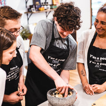 Charger l'image dans la galerie, Ateliers chez Madame Germaine (groupe privé) - Dépôt de 150$ pour réserver