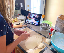 Charger l'image dans la galerie, Ateliers en ligne (groupe privé) - Dépôt de 50$ pour réserver