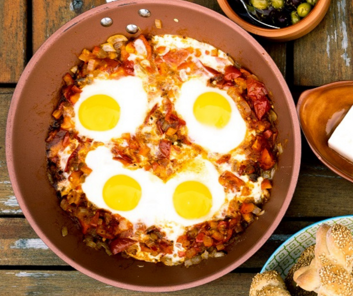 Menemen (oeufs turcs aux poivrons, oignons et tomates)